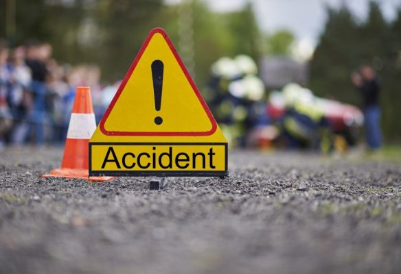 Accident cu 4 victime în Neamț, o persoană este în stop cardio-respirator