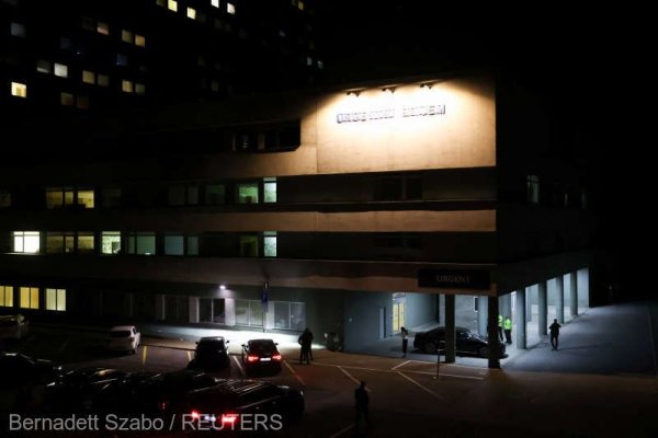 Tentativă de asasinat asupra premierului slovac: Intervenţia chirurgicală a decurs bine