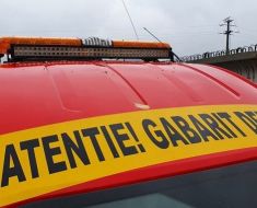 Atenție, șoferi! Mai multe transporturi agabaritice, pe drumurile din Constanța Atenție, șoferi! Mai multe transporturi agabaritice, pe drumurile din Constanța