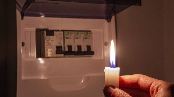 Ce se întâmplă cu facturile la energie după 1 iulie. Burduja: Românii care au cu adevărat nevoie ar putea primi un voucher sau card