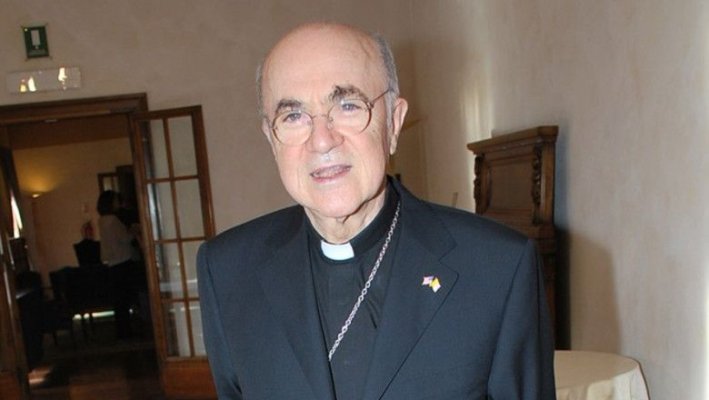 Un arhiepiscop, opozant al papei Francisc, acuzat de schismă și citat să se prezinte în faţa justiţiei de la Vatican