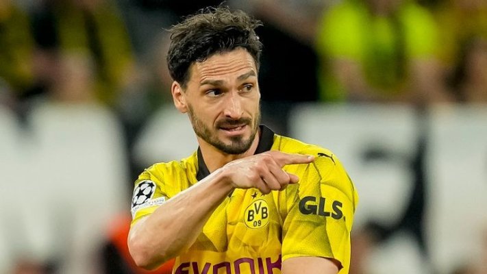 Fotbal: Fundaşul Mats Hummels se desparte de Borussia Dortmund