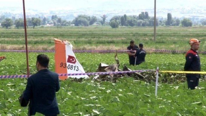 2 piloți militari au murit, în timpul unui zbor de antrenament, după ce avionul s-a prăbușit