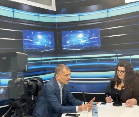 I-auzi! Votarea se va încheia la ora 22:00, dar poate continua până la 24:00