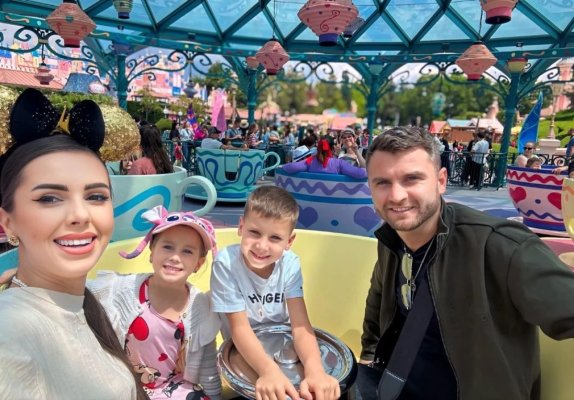 Georgiana Lobonț, în vacanță cu familia la Paris