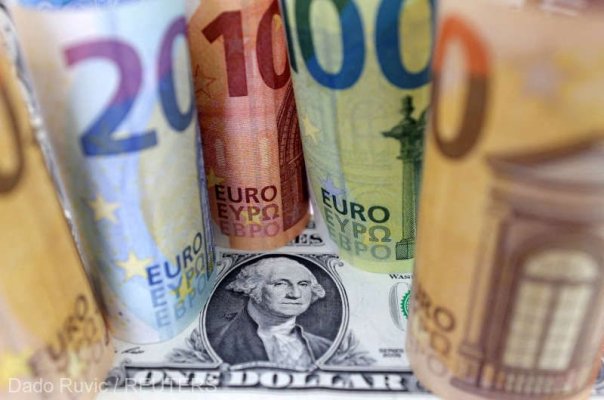 Euro și dolarul, creștere ușoară în raport cu moneda națională. BNR anunță cursul valurar pentru marți