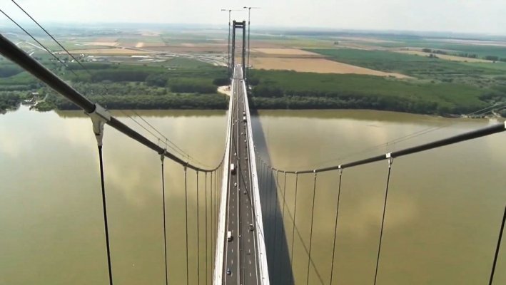 „Golden Gate de România” are iar probleme. S-a stricat din nou drumul
