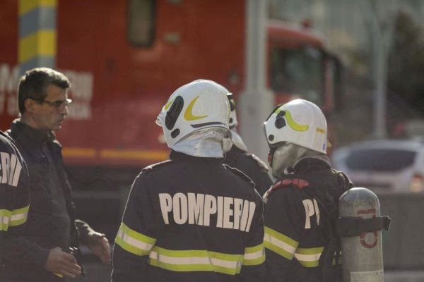 Incendiu puternic, la fabrica de apă minerală Borsec