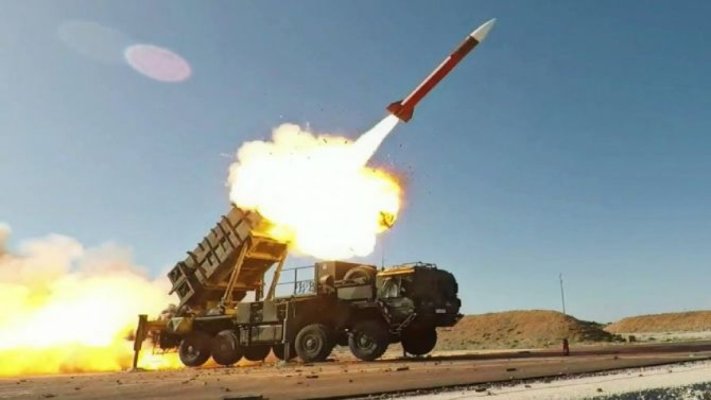 Ucrainienii au doborât un avion de spionaj rusesc cu ajutorul unei rachete Patriot de la americani