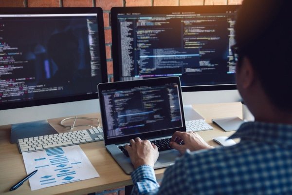 Bittnet anunţă o investigaţie a Consiliului Concurenţei asupra pieţei IT din România