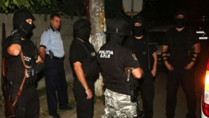 Un polițist și trei jandarmi au fost condamnați pentru purtare abuzivă!
