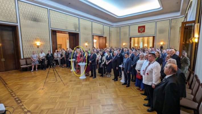 Șoșoacă a mers la ambasada Rusiei, la două zile după ce a câștigat un mandat în PE