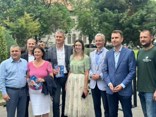 Drulă și Barna au venit la Constanța să-l susțină pe Stelian Ion înainte de bătălia finală din 9 iunie. Video