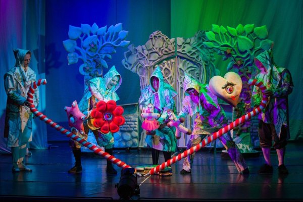 Teatrul ”Căluțul de Mare”  anunță închiderea stagiunii 2023-2024