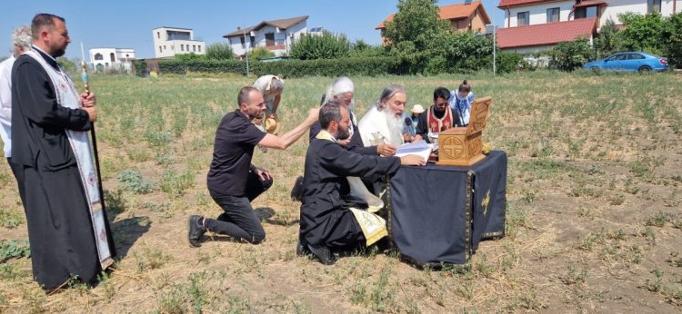 ÎPS Teodosie a făcut rugăciuni pentru ploaie!