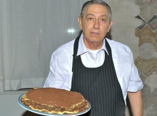  A murit cofetarul care a inventat prăjtura Tiramisu, Roberto Linguanotto