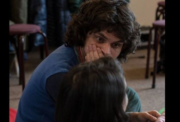 Școala „antrenorului de genii” nu este acreditată, așa cum se prezintă instituția