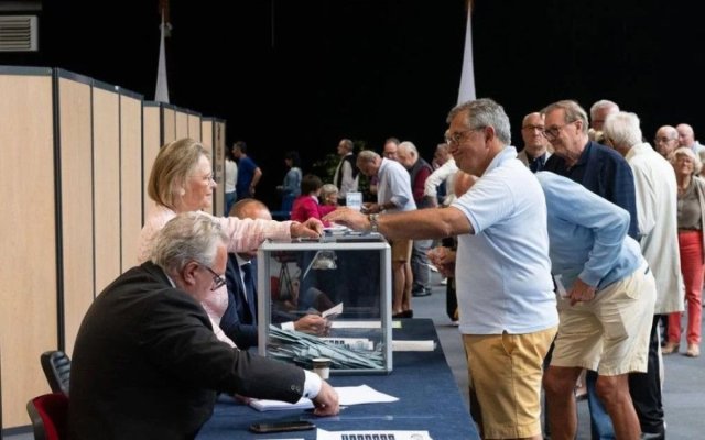 Noul Front Popular din Franța este victorios în turul doi al alegerilor
