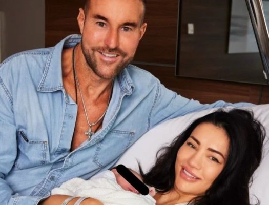Andreea Sasu a născut! Ea și Philipp Plein au publicat primele imagini cu bebelușul