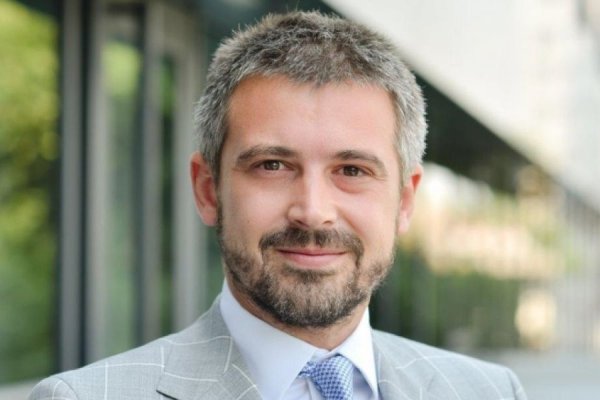 Specialist: Creşterea TVA rezolvă probleme pe termen scurt, dar va avea efecte grele pe termen lung 