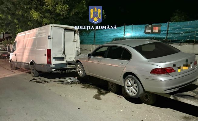 Un bărbat s-a ales cu dosar penal după ce a lovit o mașină parcată fiind beat, posibil drogat și fără permis