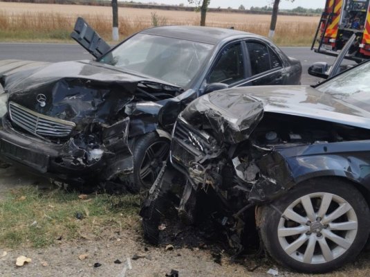 Accident rutier cu 5 victime, printre care un copil de 3 luni, în localitatea Ograda