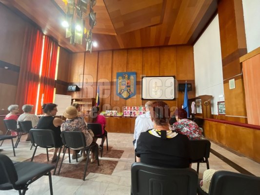 Constănțenii, momiți de o firmă „naturistă“ cu vouchere cadou de 600 de lei... Video
