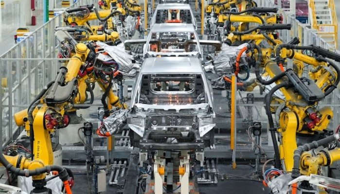 Cel mai mare producător de mașini electrice din lume a raportat o scădere puternică a vânzărilor în februarie