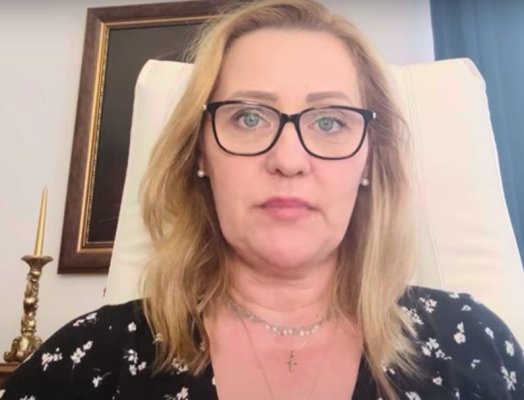 Președintele USR, Elena Lasconi, acuză biserica de implicare politică!