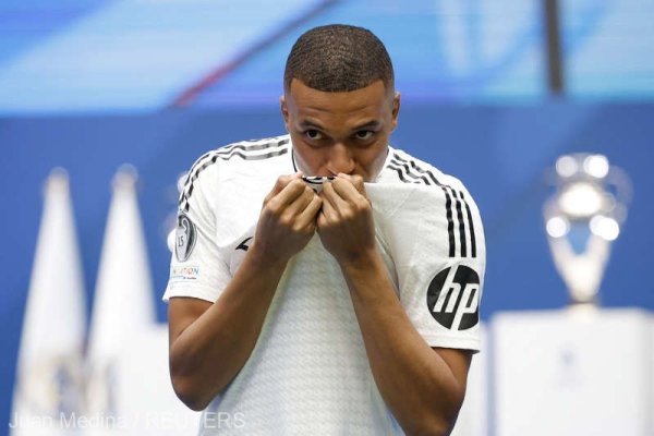 Fotbal: Selecționerul Deschamps nu crede că Mbappe va fi indisponibil după o „problemă minoră“ la gleznă