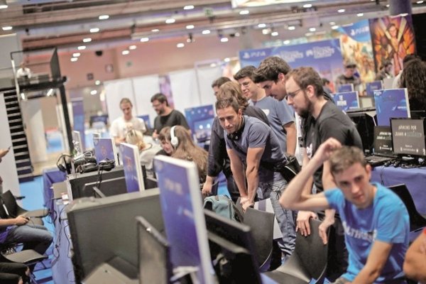 Bursele internaționale se confruntă cu efectul „Harris”. Piața de capital reacționează la retragerea lui Biden din cursa prezidențială 