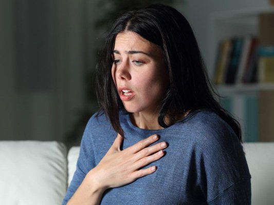 Ce să faci dacă simți că nu poți respira cum trebuie: Sfaturile care te ajută să treci peste moment fără a chema ambulanța