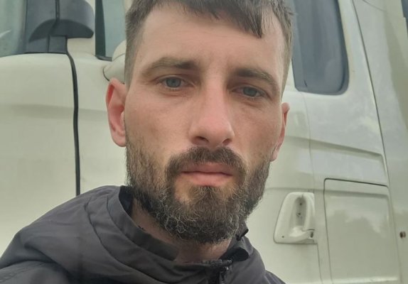 Primele declarații ale mamei românului din Londra care a înjunghiat o fetiță de 11 ani