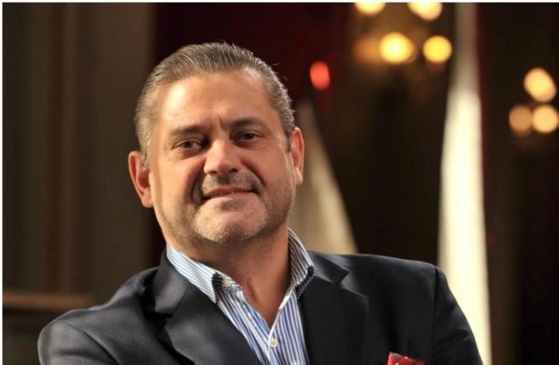 Fostul director interimar, acuzat de hărțuire sexuală de amantă : „ i-am luat colier de 2.600 de euro”