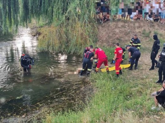 Tragedie pentru familia unui tânăr de 23 de ani! A murit, după ce a rămas împotmolit în nămol  