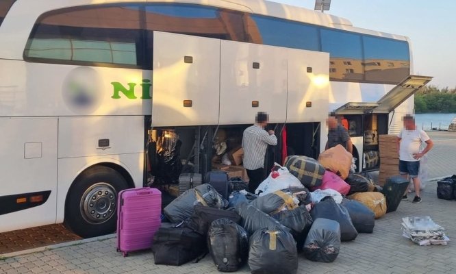 Bunuri contrafăcute în valoare de un milion de lei, confiscate de poliţiştii de frontieră români din Vama Veche