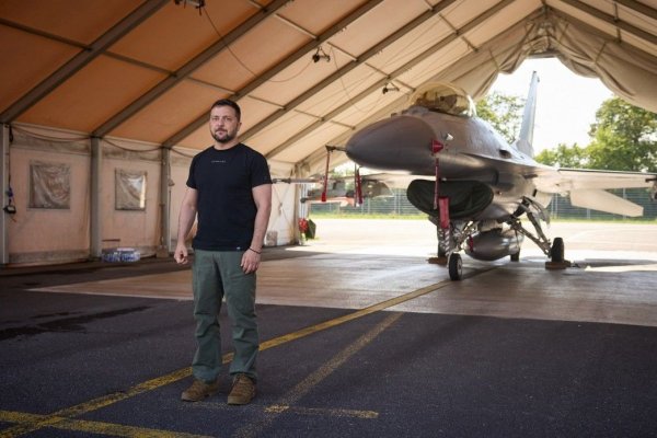 Comandantul forţelor aeriene, demis de Zelenski, după prăbuşirea unui avion F-16