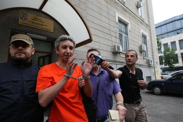 Reacția lui Dan Diaconescu după ce au apărut imagini cu el și o minoră întreținând relații sexuale