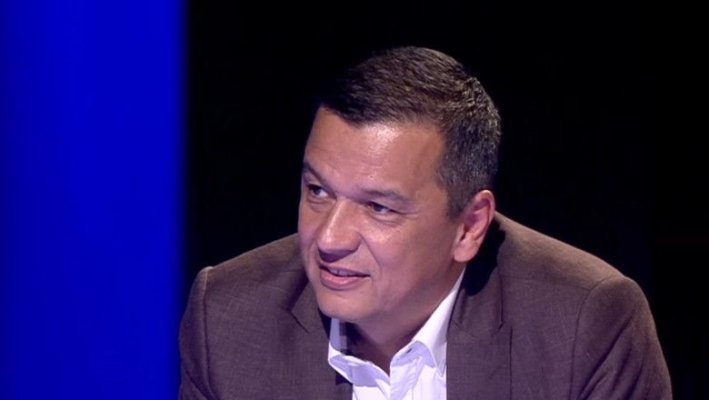 Cum îi răspunde ministrul Transporturilor lui David Popovici după ce sportivul a cerut ca statul să investească în bazele sportive