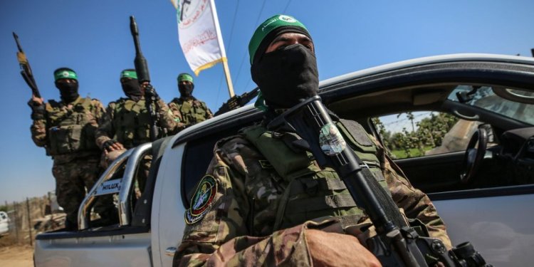 Hamas anunță că grupurile militante palestiniene din Fâșia Gaza vor elibera trei ostatici sâmbătă