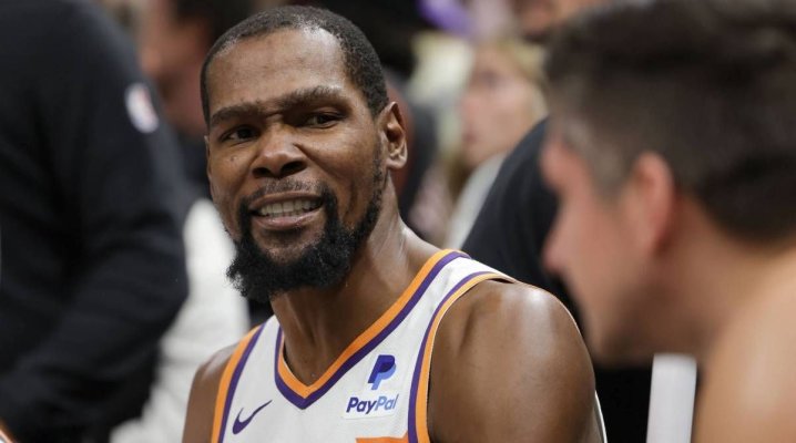 Fotbal: Starul NBA Kevin Durant a devenit acţionar minoritar al clubului Paris Saint-Germain