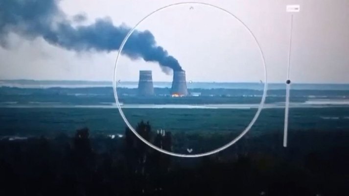Alertă la Zaporojie - Incendiu la sistemul de răcire al celei mai mari centrale nucleare din Europa