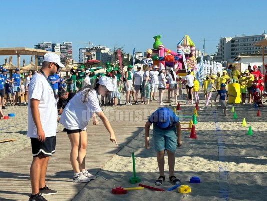 Festival dedicat copiilor cu dizabilități! Povestea lui Cezar, un tânăr de 17 ani cu autism. Video
