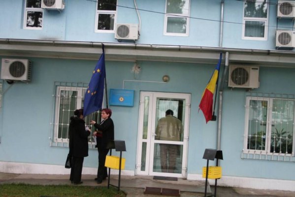 Un deținut încarcerat la Poarta Albă a murit!