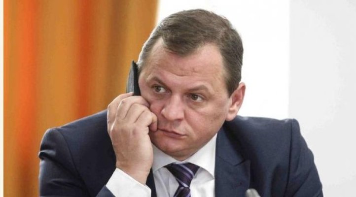 Directorul SIE, acuzat că și-a plagiat masiv lucrarea de doctorat
