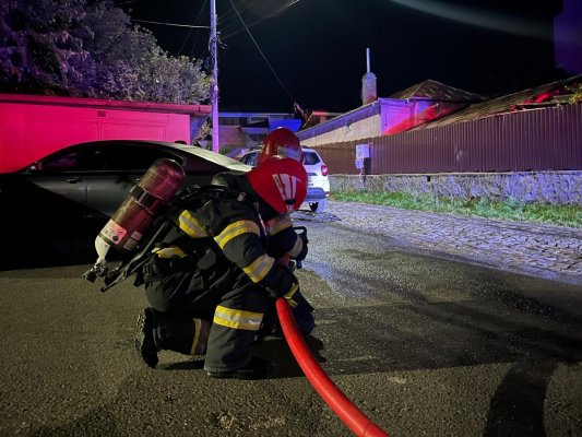 Alertă! Conductă de gaz spartă, în centrul municipiului Tulcea. Video