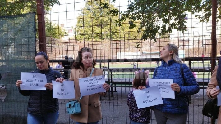 Polițiștii de la Investigații Criminale verifică vizele de flotant făcute pentru a prinde un loc în școlile de fițe din Constanța! Video