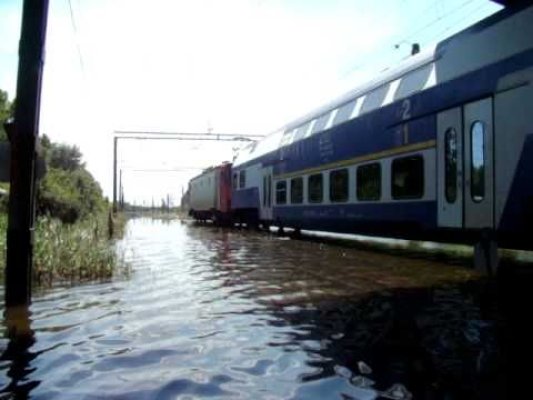 Traficul feroviar afectat de ploile abundente!