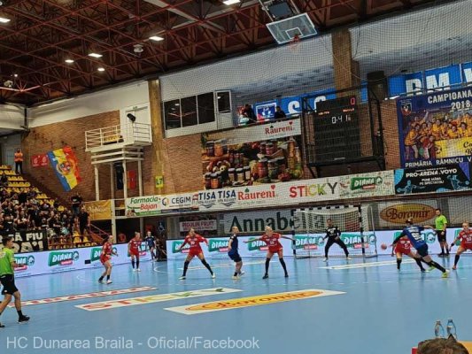 Handbal feminin: SCM Râmnicu Vâlcea, victorioasă în derby-ul cu Dunărea Brăila