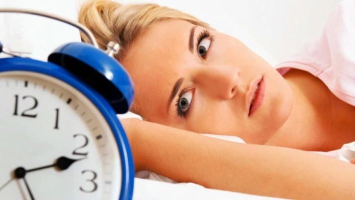 Cum afectează schimbarea vremii somnul. 4 sfaturi pentru a evita insomniile
